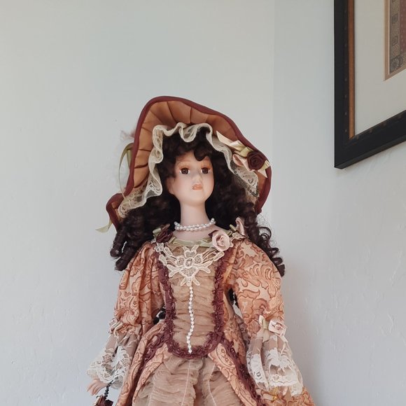 Very Pretty Victorian style Doll. No Box. - Picture 3 of 10